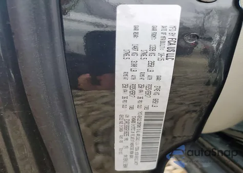 2016 Chrysler Town & Country Touring из США, поврежденный, VIN 2C4RC1BG8GR186255